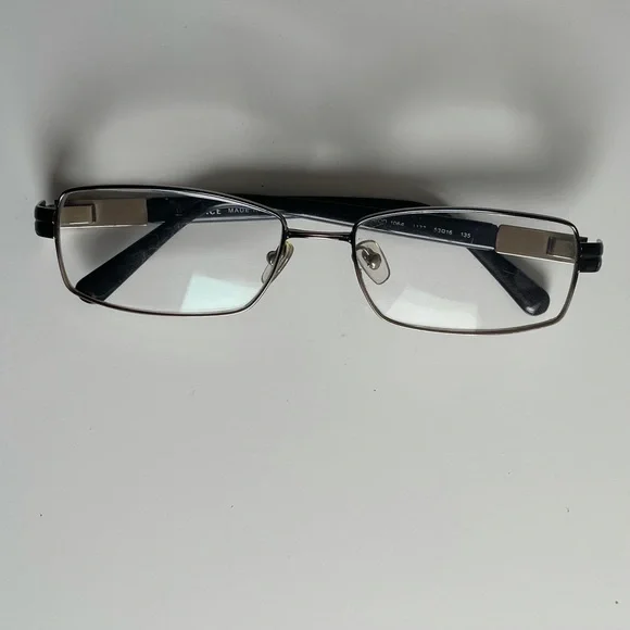 Versace Unisex Black/Gunmetal Rectangular Versace VE 2238 Metal Unisex Rectangle Polarized Sunglasses  main image 4